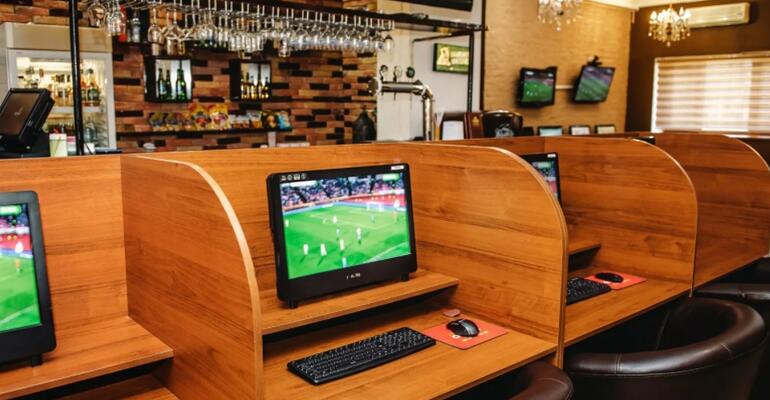 Crazy Monkey: Весёлый слот с обезьянкой, который дарит не только бананы, но и выигрыши!